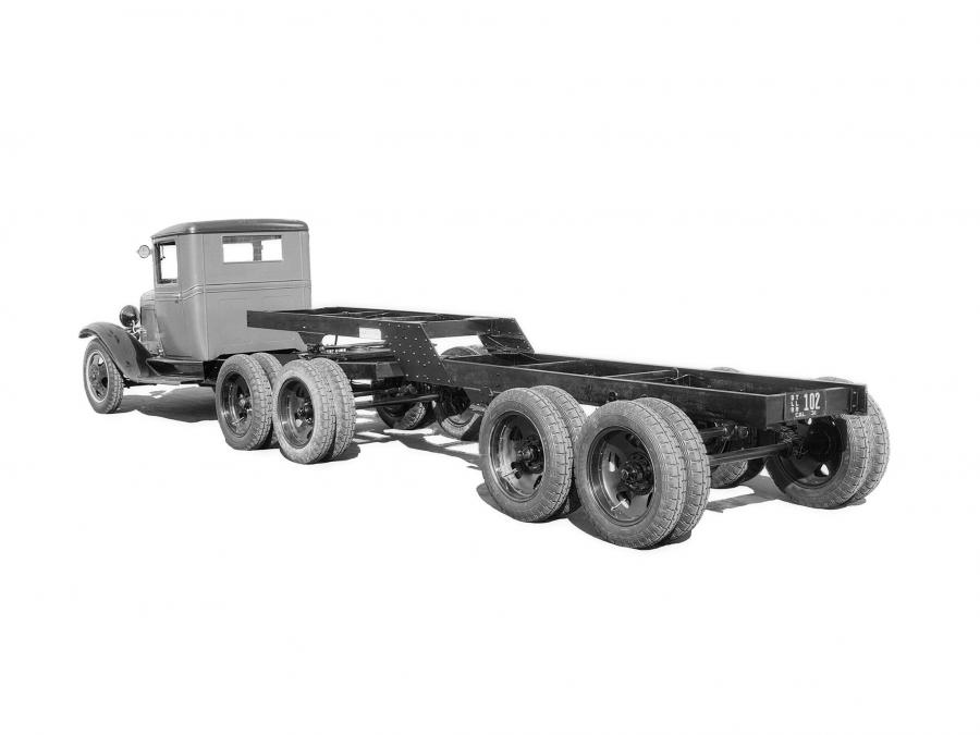  Chevrolet Model MB 6-Wheel Tractor Truck 1931 года  (фото 2 из 4)